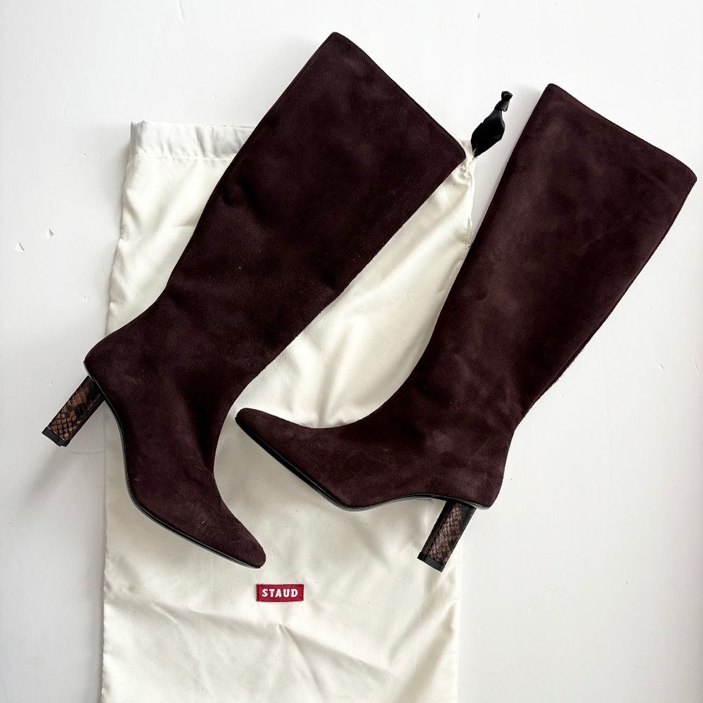 STAUD Benny brown suede boots